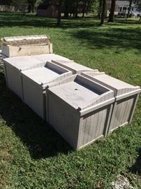 Storage chest for outdoor