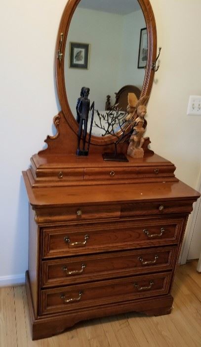 Bedroom set dresser with mirror, by Drexel. Asking $149.00.