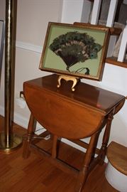 Drop leaf end table, antique fan