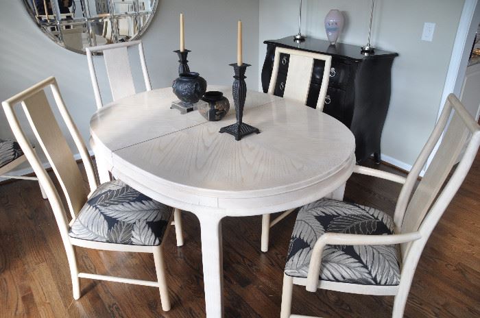 White washed Lineage Dining Table from Scott Shuptrine complete with 4 side chairs, 2 captain chairs and 2 18" leaves. Table closed is 58" w x 31"h x 44"