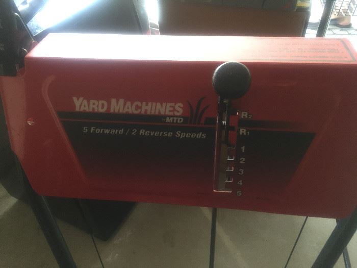 8 HP 24" Yard Machines MTD Snow Thrower