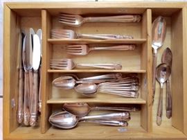 Holmes and Edwards Silver-plate "Danish Princess" Flatware