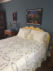 Queen shabby chic bed