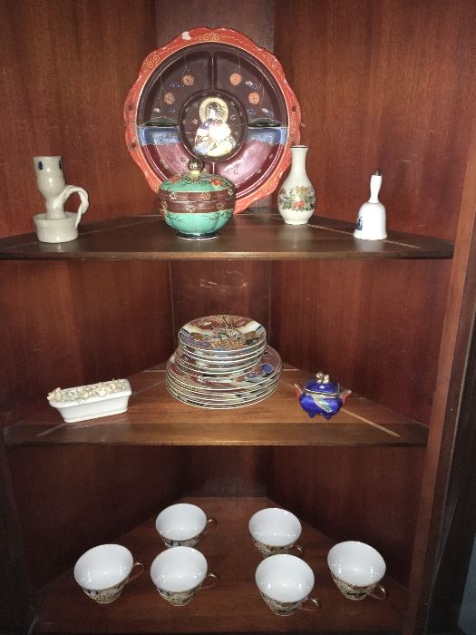 China & vintage collectibles 