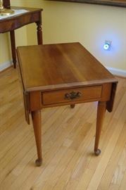 Drop Side End Table