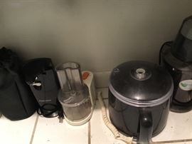 Kitchen small appliances