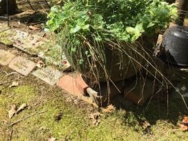 Vintage cast iron pot