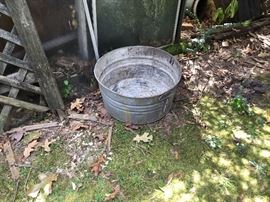 Old wash tub
