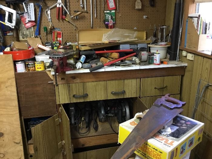 Tool shed