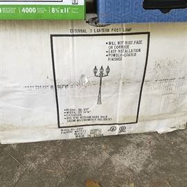 3 lantern post lamp in original box