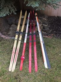 X-country skis