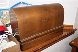 Singer sewing machine with wooden case
