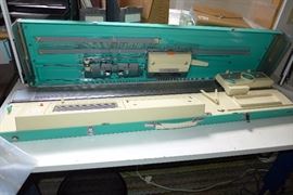 Knitting machine