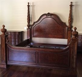 King Bedroom Suite: 4 Poster Bed (2 Addt'l Posts Avail), Pair Nightstands, Dresser