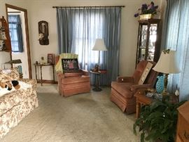 Laz-Y-Boy couch & 2 chairs