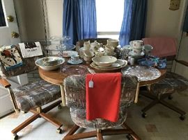 dinette set