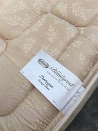 Simmons Beautyrest Twin Bed