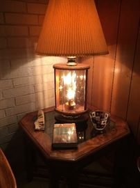 Beautiful Beveled & Etched  Glass Lamp 
