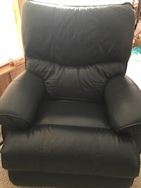 Leather Lazyboy Recliner