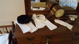 Vintage long gloves and hats