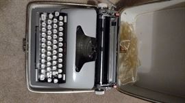 typewriter in case