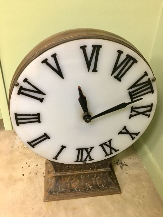 Union station antique clock