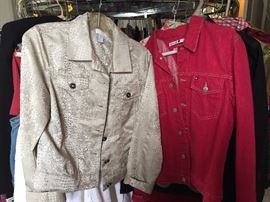 If you like high end fashion, this is a great sale for you!