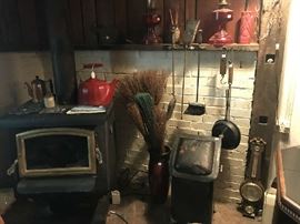 Kettles, Oil Lamps, Fireplace Accessories