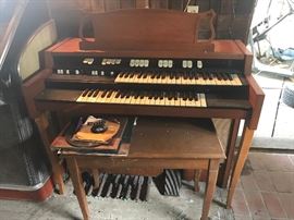 Hammond Organ