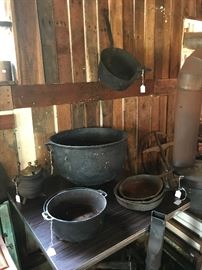 Cast Iron large Cauldron, pot, pans, fire starter