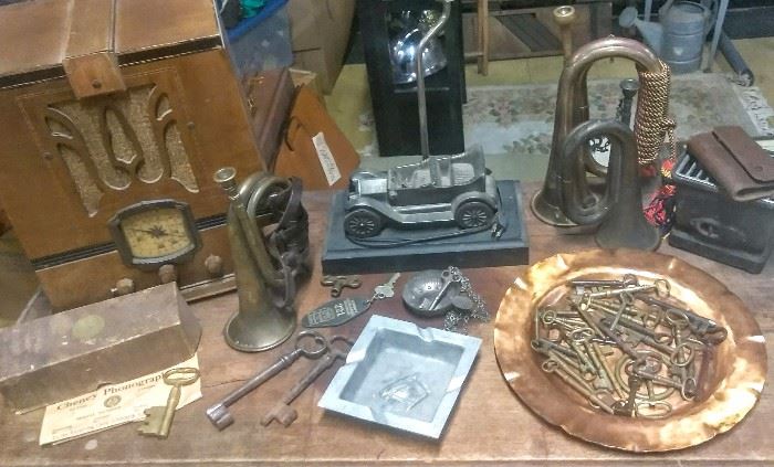 Phonograph, Skeleton Keys & More