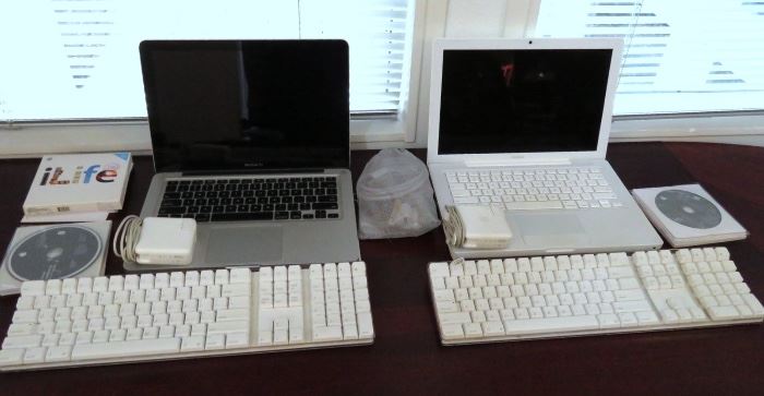(2) Complete and Wiped Apple/Mac Books with Software