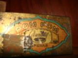 Vintage Pom Pom Quality Operas Cigar Box Tin