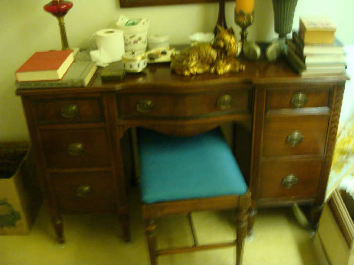 Bedroom Suite, Hepplewhite Design, purchased in 1941