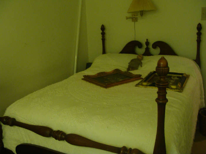 Bedroom Suite, Hepplewhite Design, purchased in 1941 with 4 poster bed acorn carving