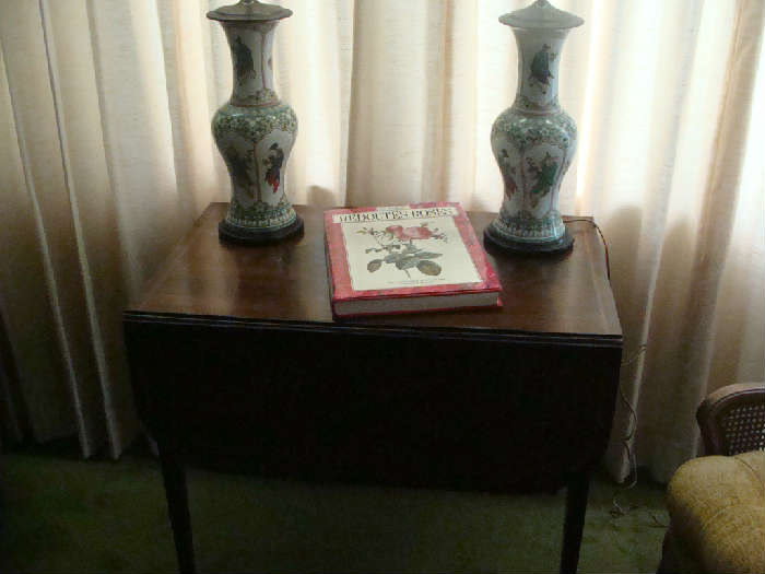 Gorgeous Antique Sheraton Drop Leaf Table and pair of antique oriental lamps circa 1930's/40's