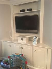 Corner Built In $300