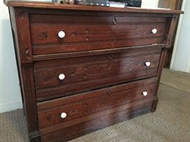 Vintage dresser
