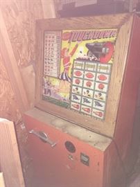 Vintage coin skill game