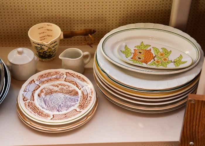 Vintage Dinnerware / Dishes, Brown Transferware Plate