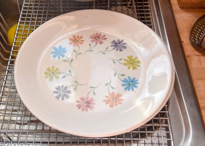 Vintage Pastel Floral Dinner Plates