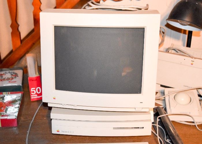 Vintage Apple Macintosh Computer 