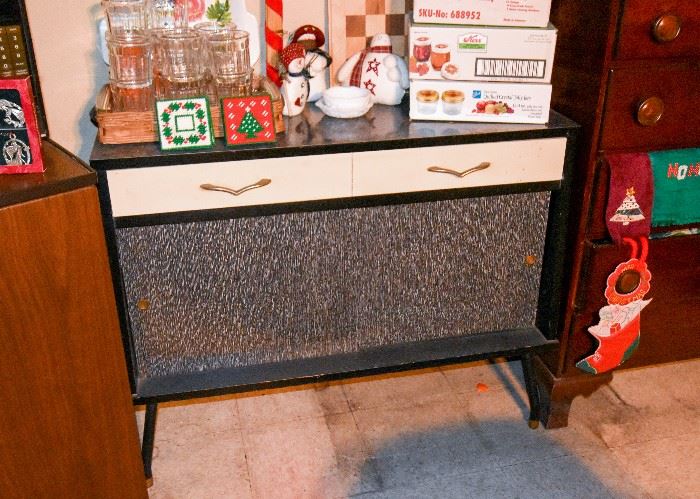 Vintage (50's) Cabinet / Sideboard, Christmas & Holiday Decor