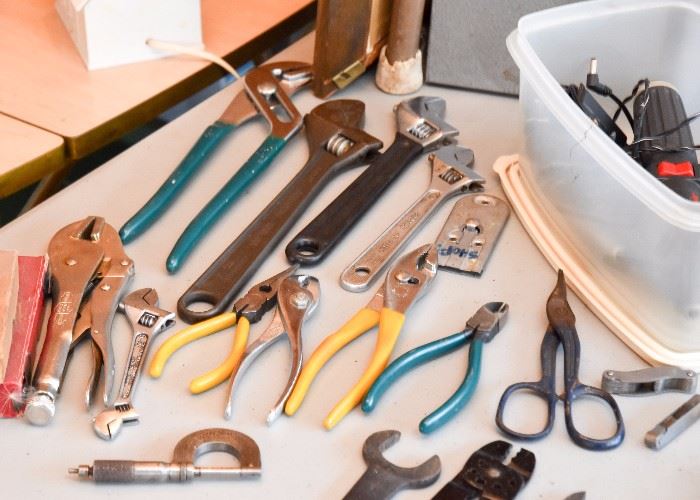Hand Tools, Wrenches, Pliers, Etc.