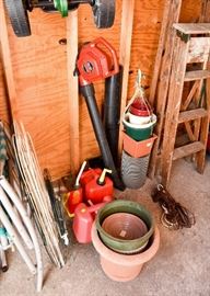 Leaf Blower, Garden Pots & Fencing