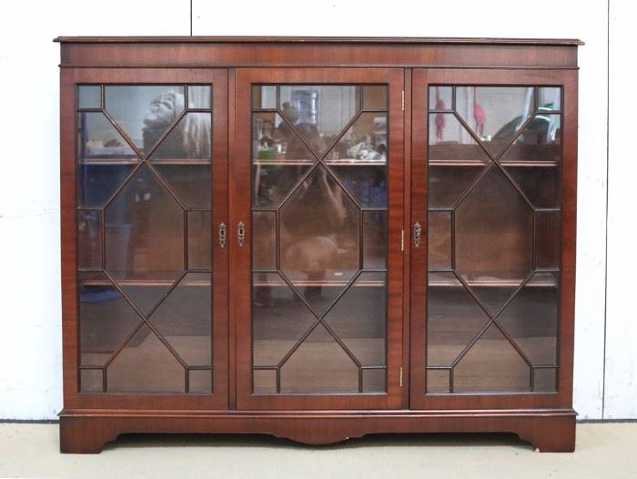 #5701 c1940 Mahogany display cabinet