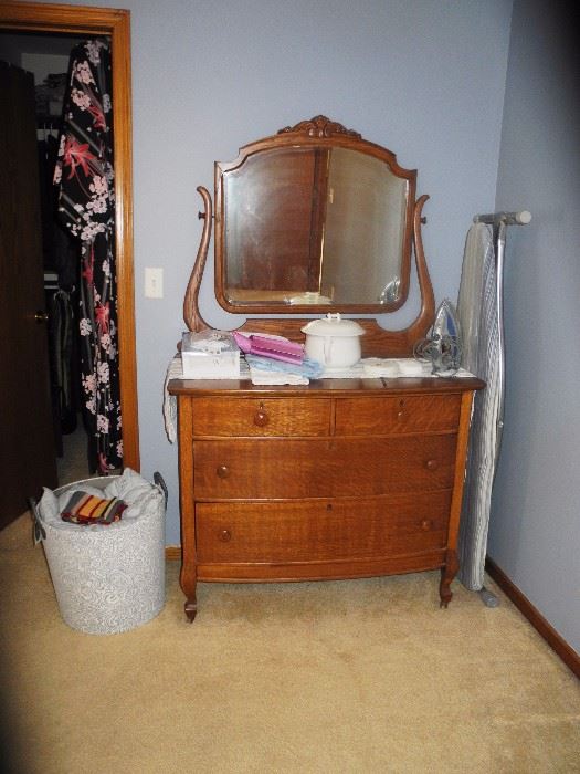 Antique dresser with harp mirror