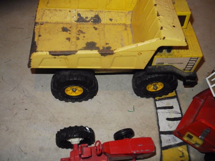 Tonka dump truck
