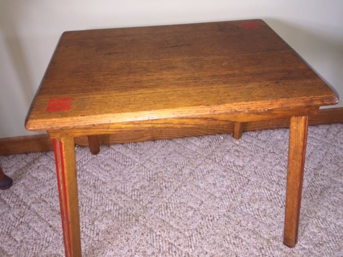 Antique table3