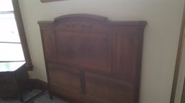 Queen Bed (no mattress) Matches